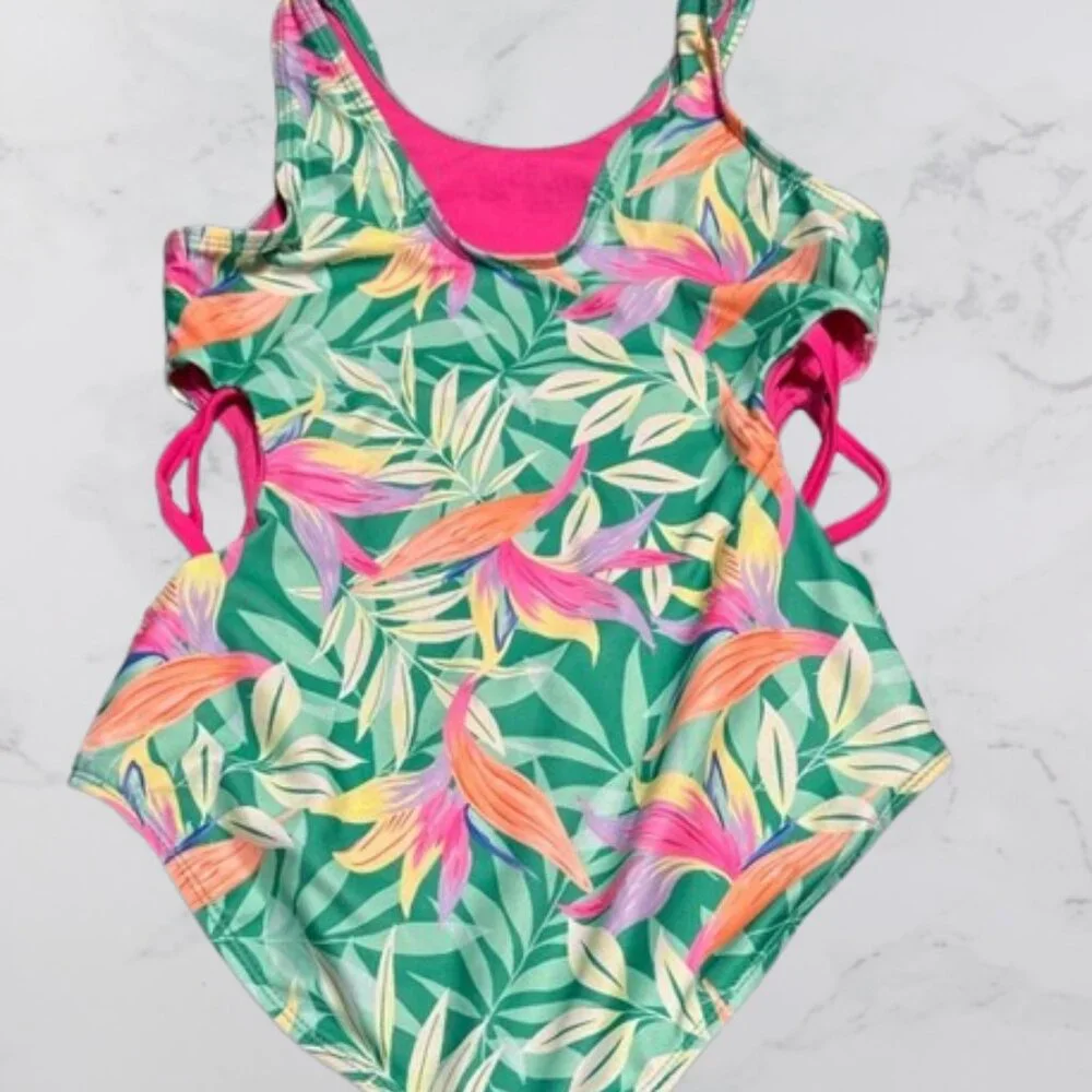 Wondernation Girls Size 10/12 One Piece bathing suit